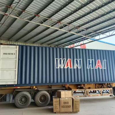 Loading container of home appliance
